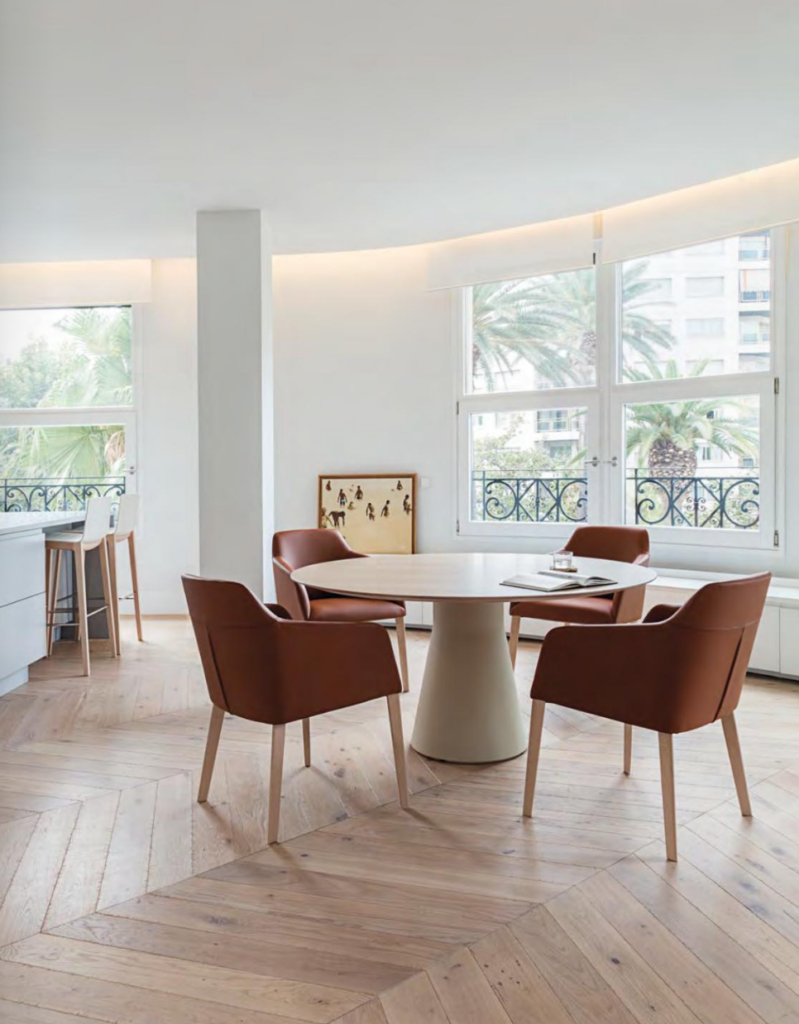 Mesa de comedor Andreu World en Zaragoza