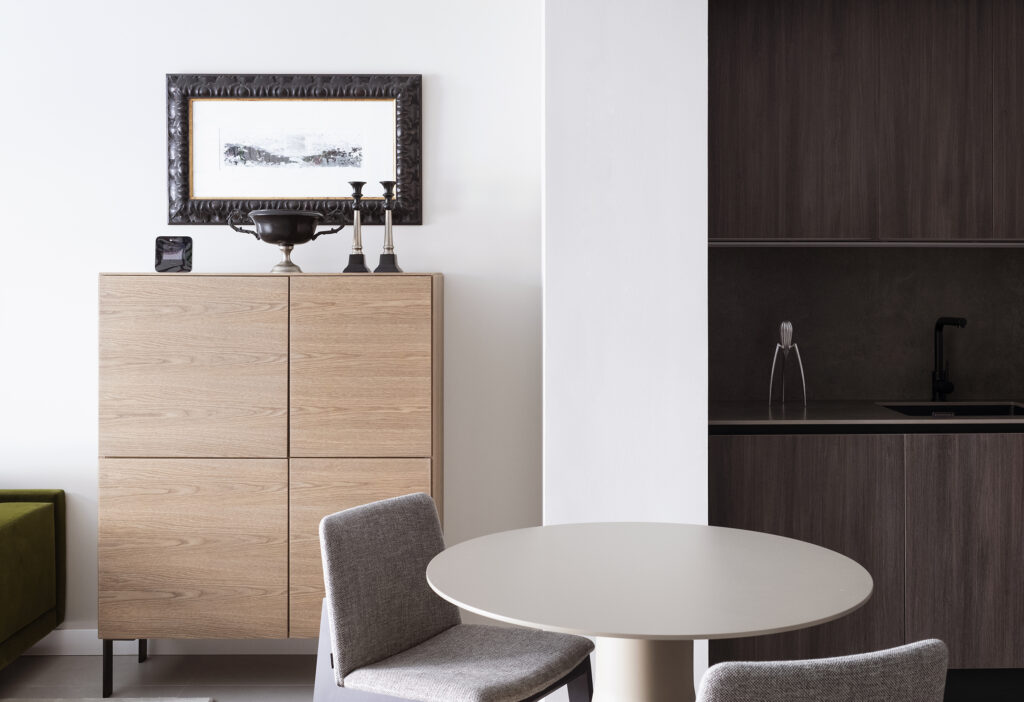 Muebles elegantes en apartamento de Zaragoza