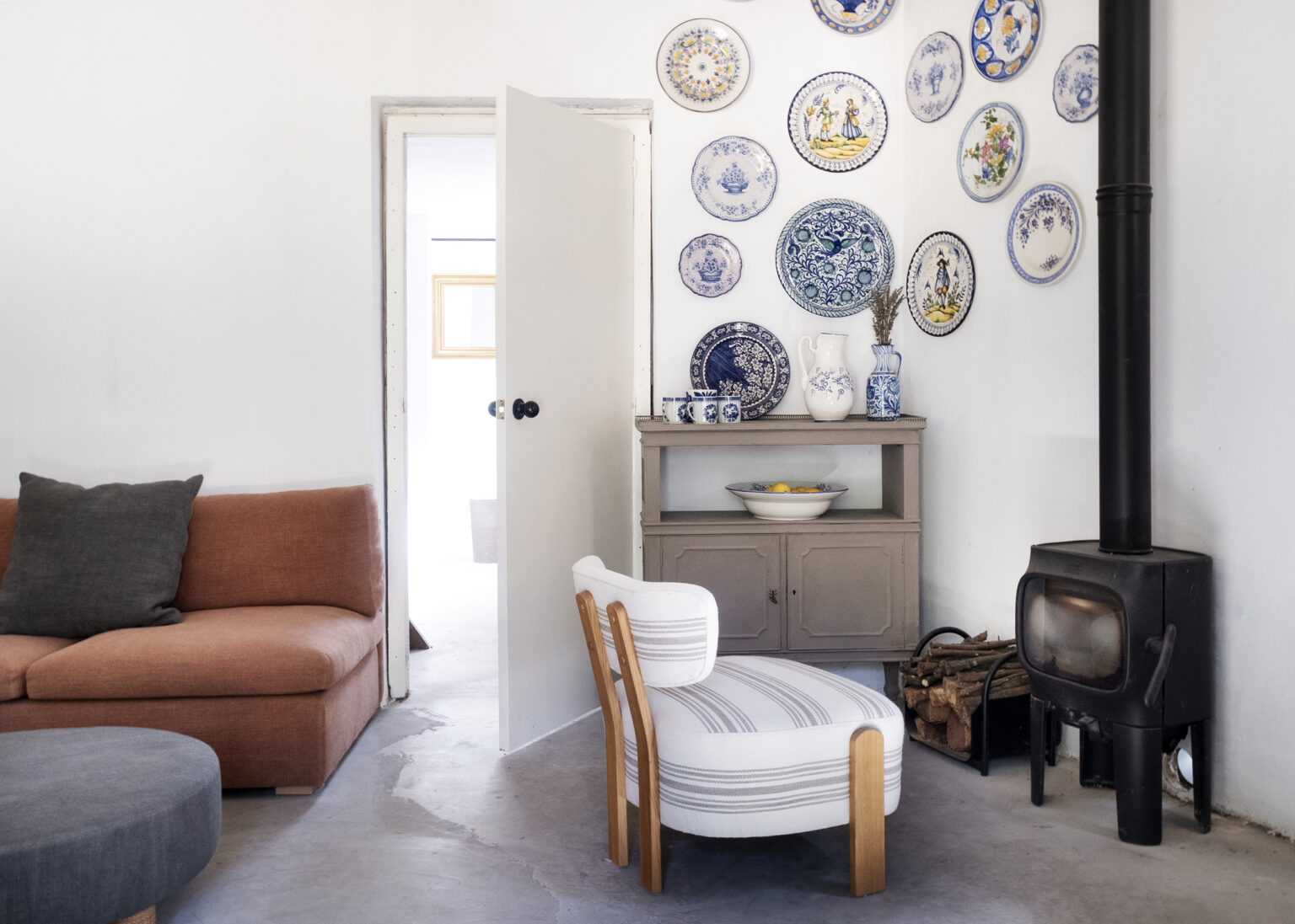 Diseño con personalidad en casa de pueblo, Zaragoza